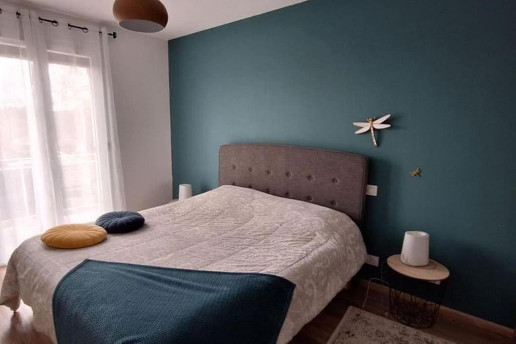 Charmante Maison De Ville Climatisee Avec Wifi Saint-Yrieix-la-Perche Luaran gambar